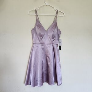 NWT Sequin Hearts Satin Plunge V-neck Lilac Special Event Dress size 5
